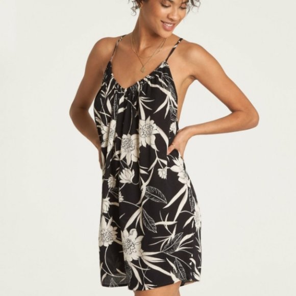 Billabong Pants - | billabong • surfs up mini swim cover up romper • small |